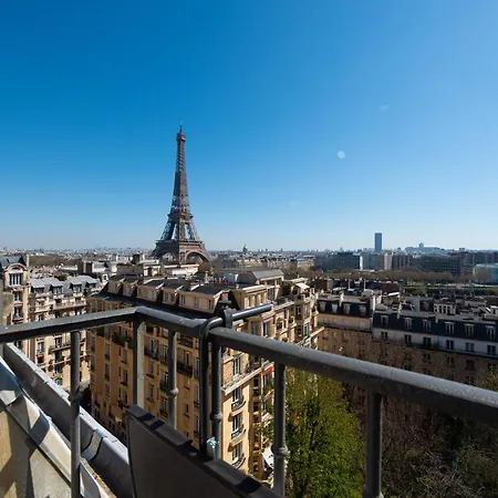 Exceptional Home - Balcony On Eiffel Tower Apartmanhotel *